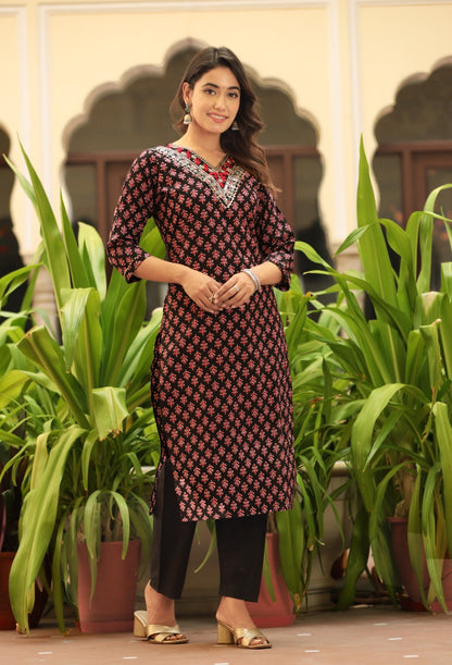 Beautiful Kurti Pent Design for Gorgeous Ladies