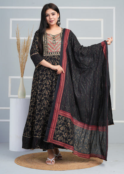 Beautiful Rayon Fabric Printed Anarkali Long Kurti With Pant & Printed Dupatta