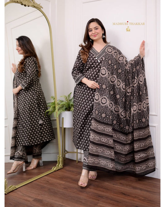 Premium Heavy Cotton Full Printer Dress With Printed Pant Border Handwork