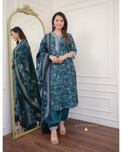 Featuring Beautiful Afghani Suit Set