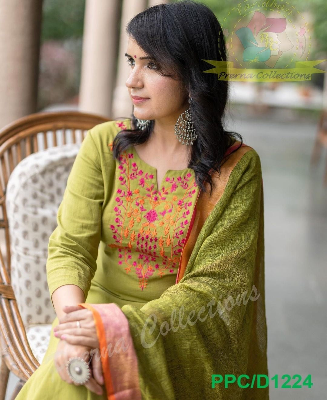 COTTON SLUB KURTI SET WITH AARI EMBROIDERY WORK