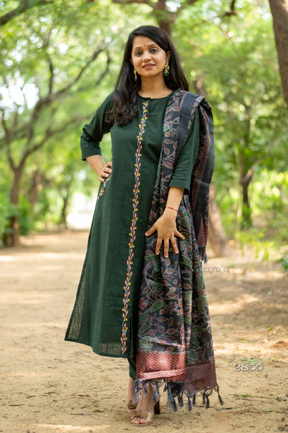 Handloom Cotton Slub Fabric A-line Kurta Perfect For Pear Shape Body