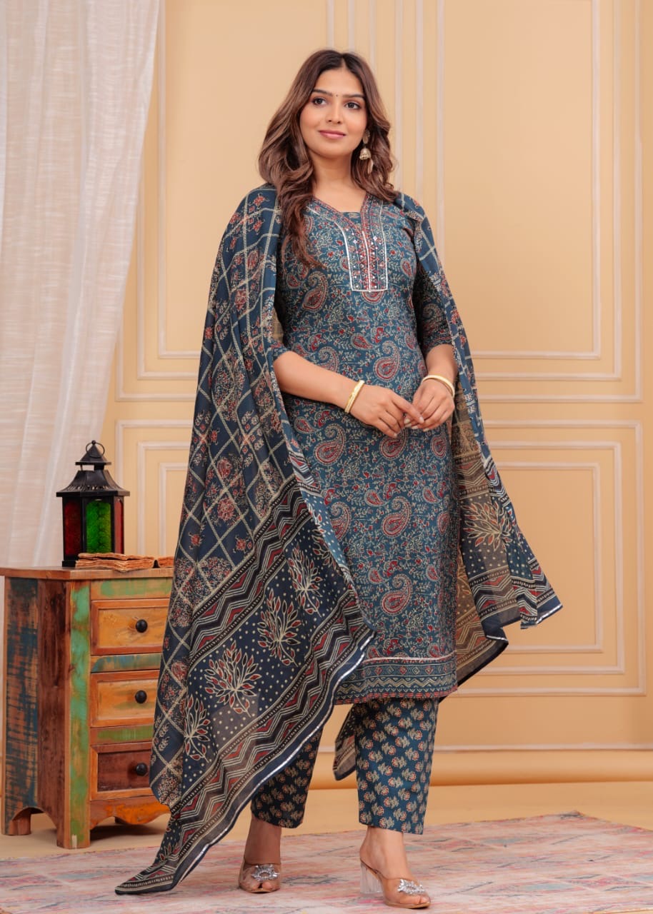 Beautiful Straight Pattern Kurti with Beautiful Hand Work on Neck 
& Hand Threads Work