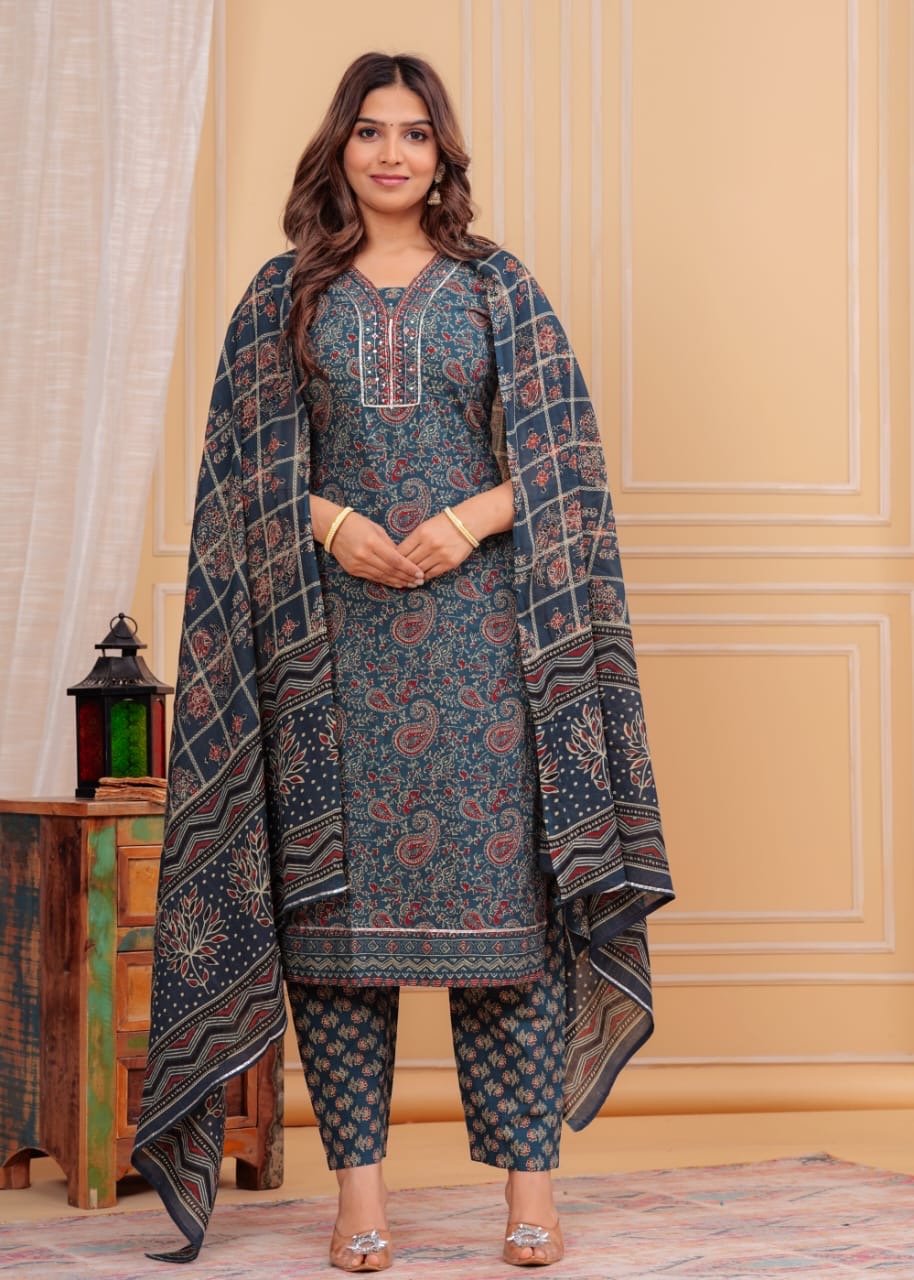 Beautiful Straight Pattern Kurti with Beautiful Hand Work on Neck 
& Hand Threads Work