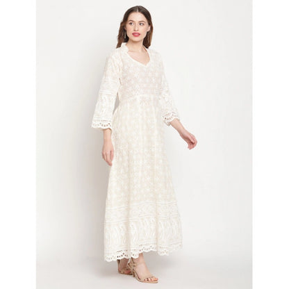 Casual 3/4th Sleeve Embroidered Cotton Kurti (White)