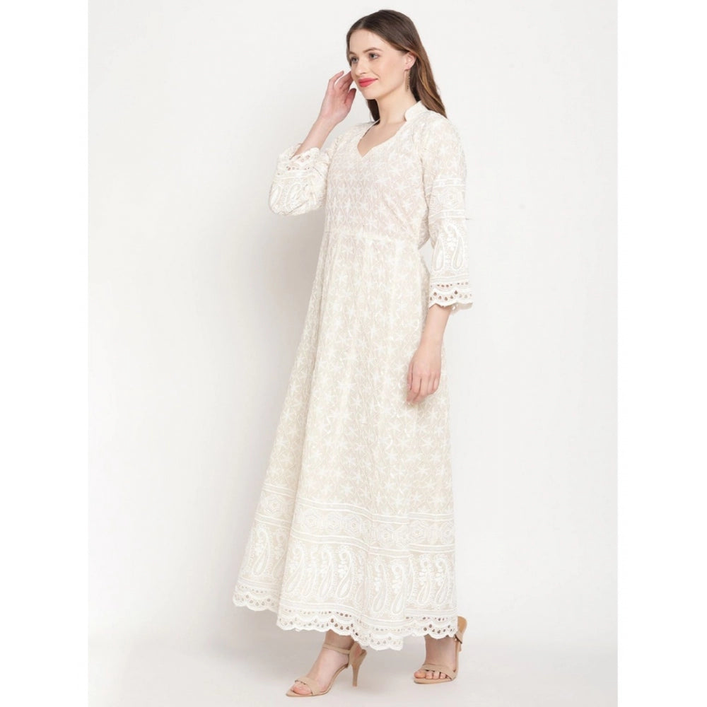 Casual 3/4th Sleeve Embroidered Cotton Kurti (White)