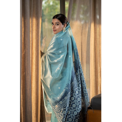 Mulmul Cotton Printed Saree With Unstitched Blouse (Blue, 5-6 Mtrs)