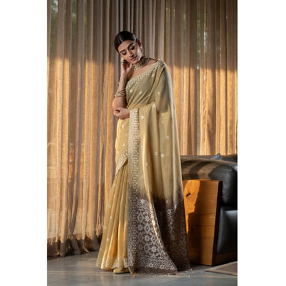 Mulmul Cotton Printed Saree With Unstitched Blouse (Beige, 5-6 Mtrs)