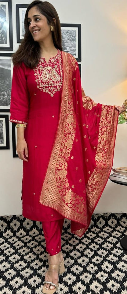 PURE ORIGINAL CHANDERI JACQUARD (BANARASI ) DUPPTA