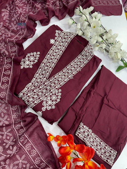 Beautiful Less & Zari Weaving Suit Set