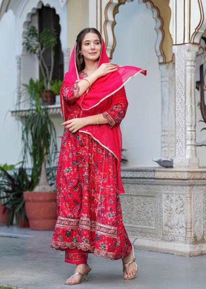 Beautiful ANARKALI KURTA With Heavy Reyon Embroidery Work