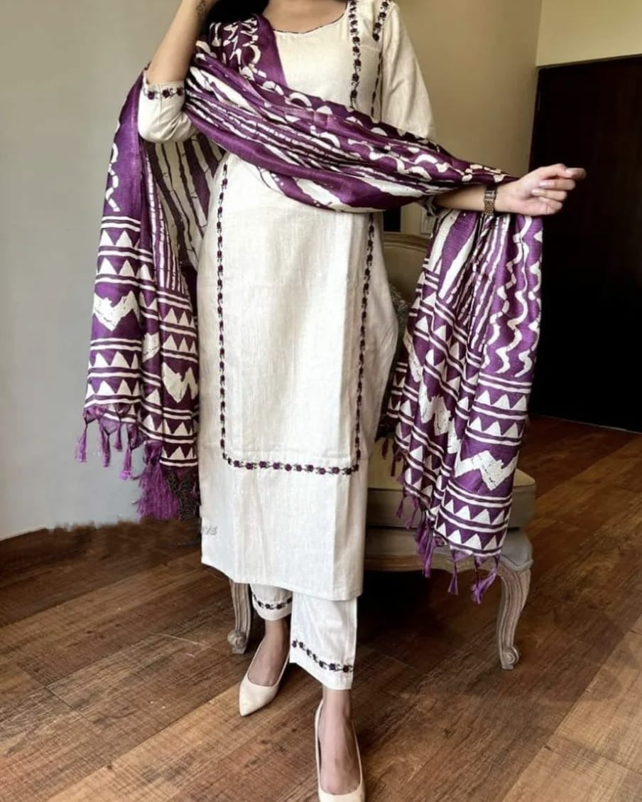 Cotton Kurta Pant & Khadi Silk Ikkat Print Dupatta Set