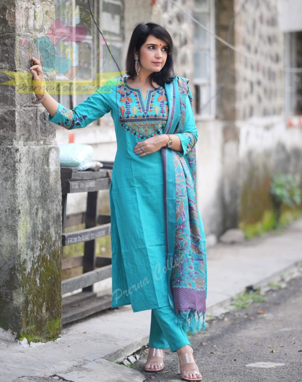 COTTON SLUB KURTI WITH AARI EMBROIDERY WORK