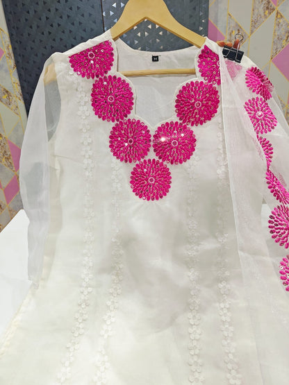 BEAUTIFUL ORGANZA KURTI PANT AND DUPATTA SET