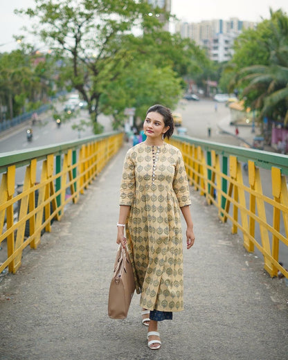 Buta Print Kurti with Pant Set