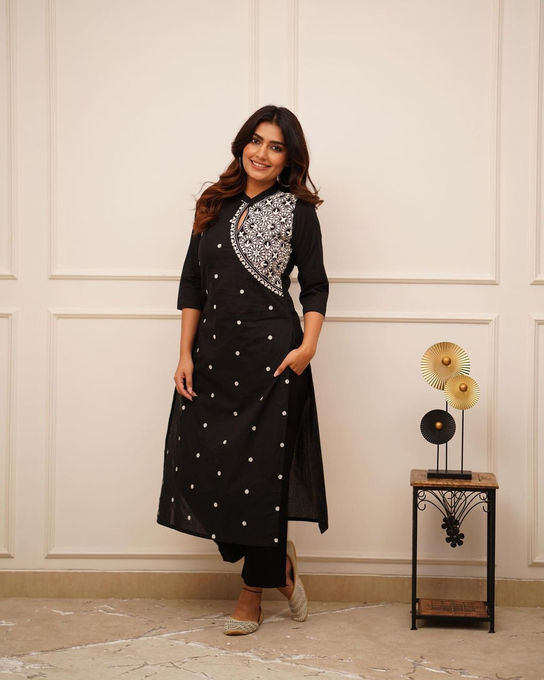 Classy Kurti Pant With Embroidery Details