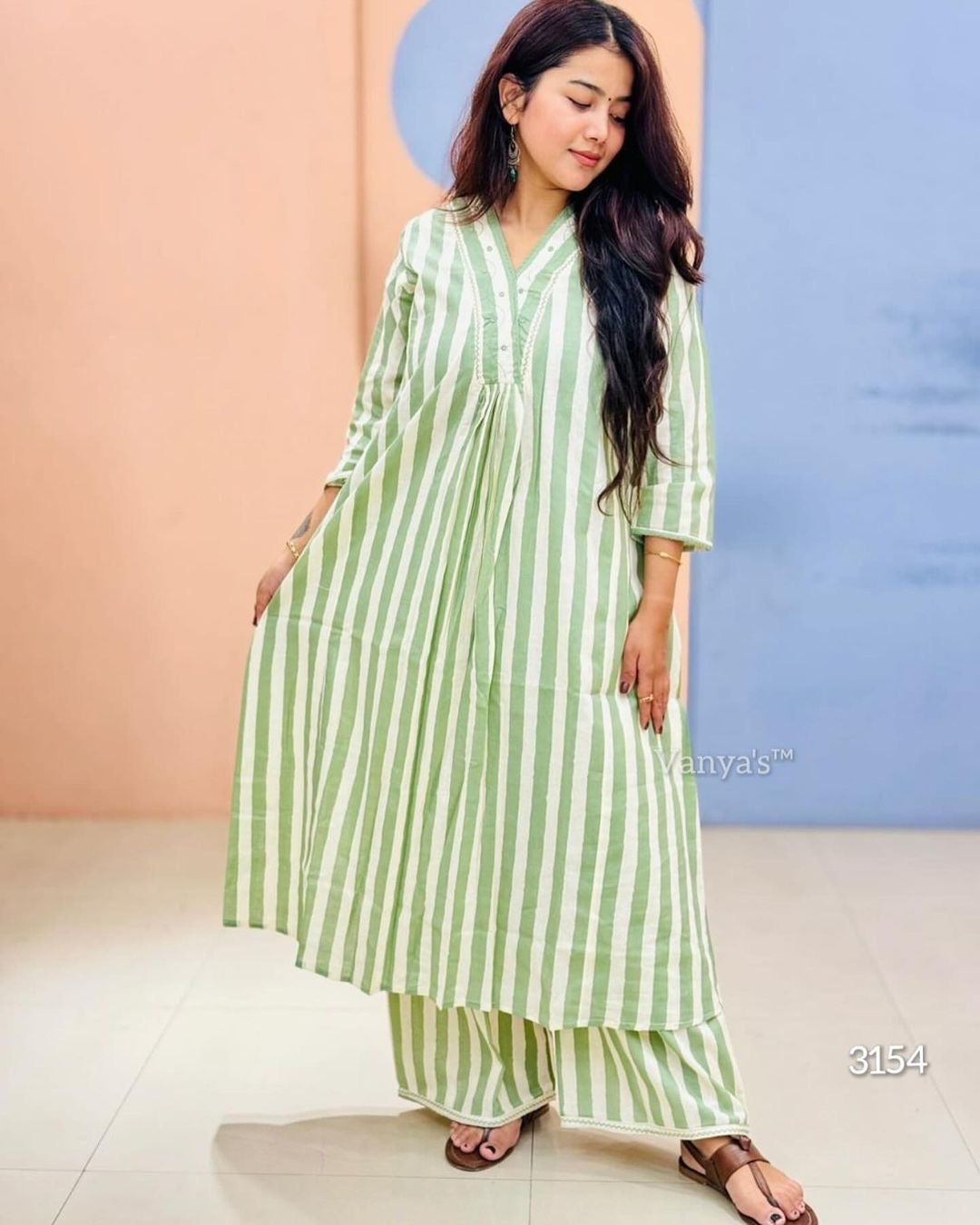 Beautiful Kurti Pant Design for Gorgeous Ladies