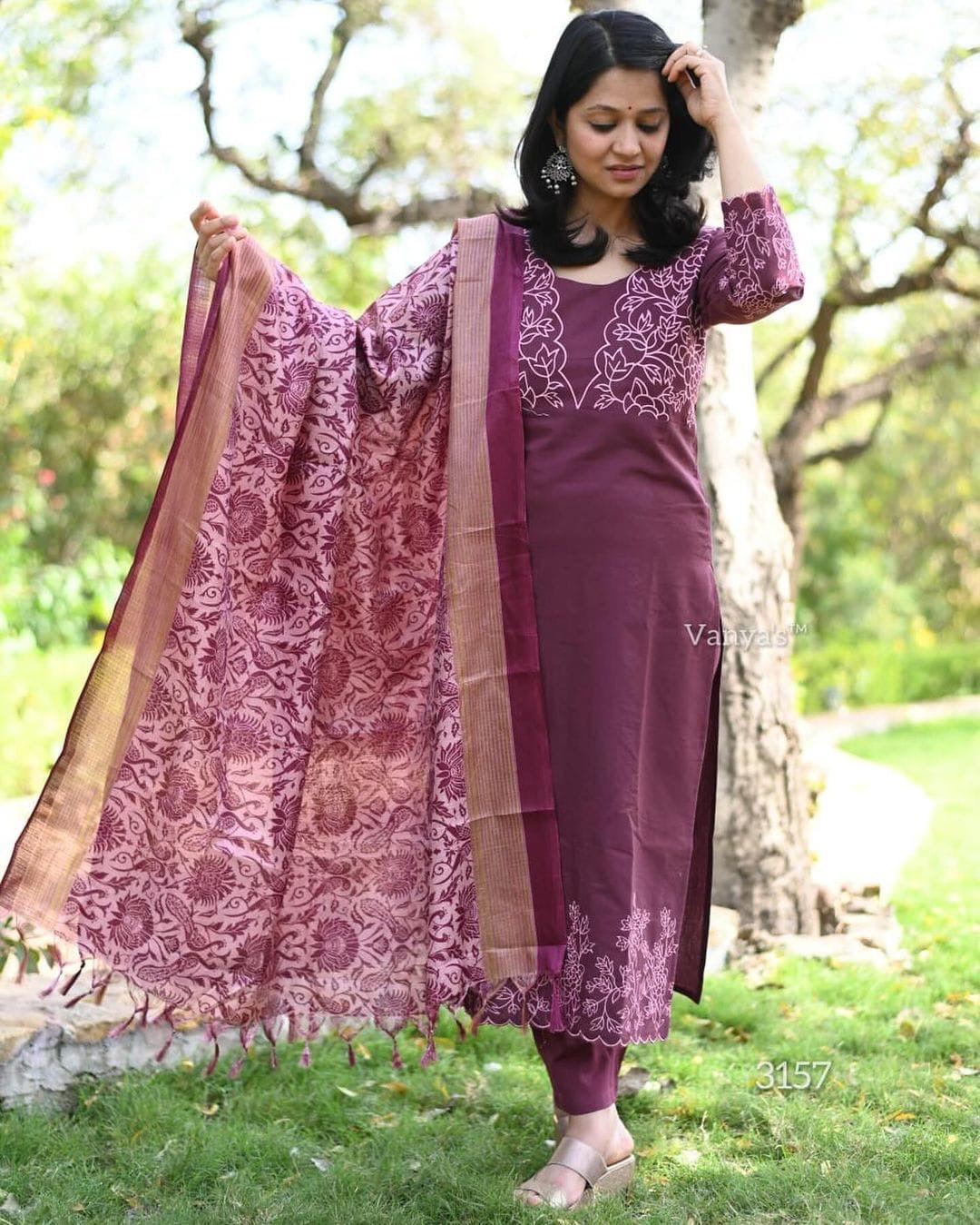 Handloom Cotton Kurta Pant and Khadi Silk Dupatta Set