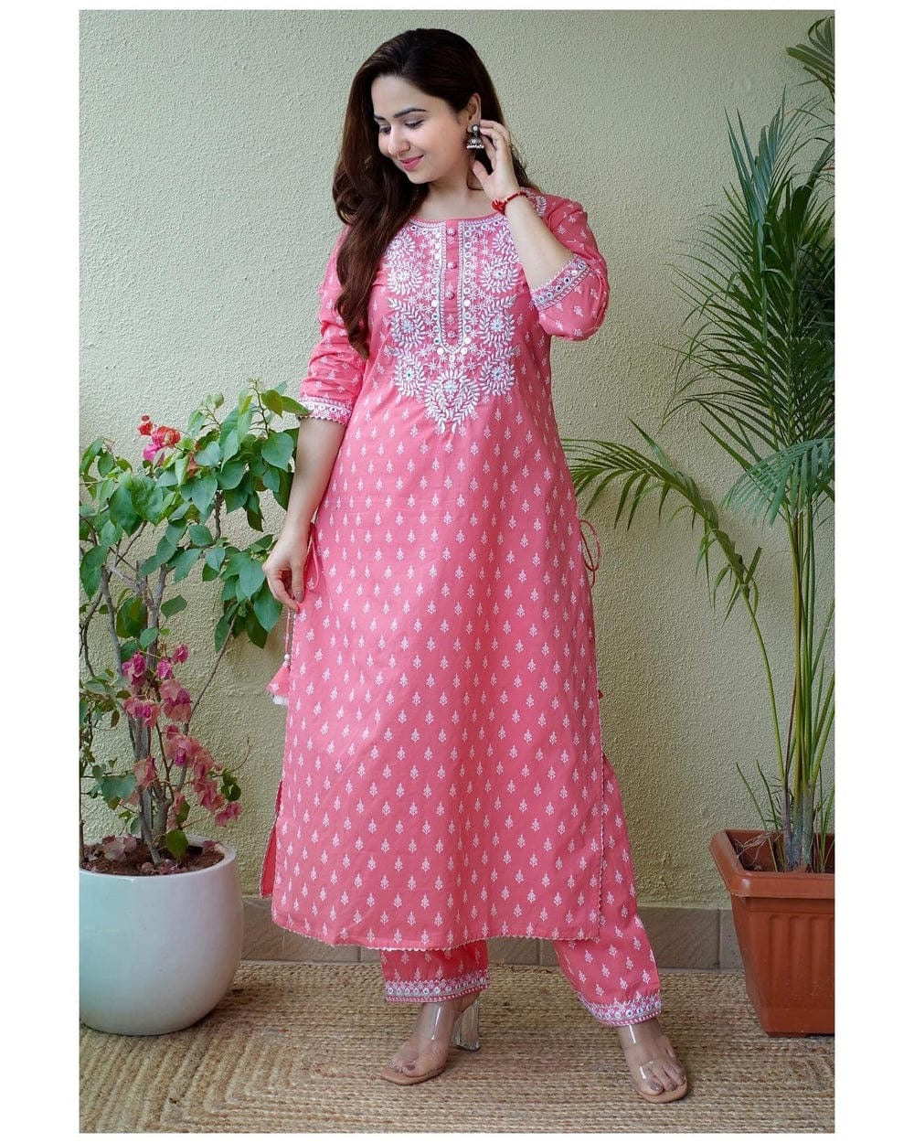 Classy Kurti Pant with Embroidery Detailings