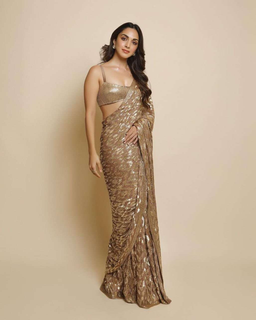 Kiara Advani Stylish Golden Color Saree